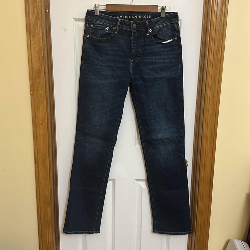 American Eagle airflex + relaxed straight leg jeans size 32/34